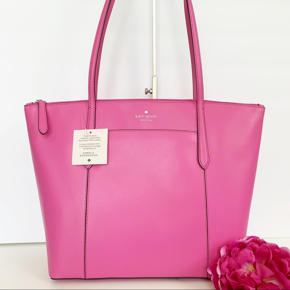 kate spade Handbags - NWT Kate Spade Large Pocket Tote